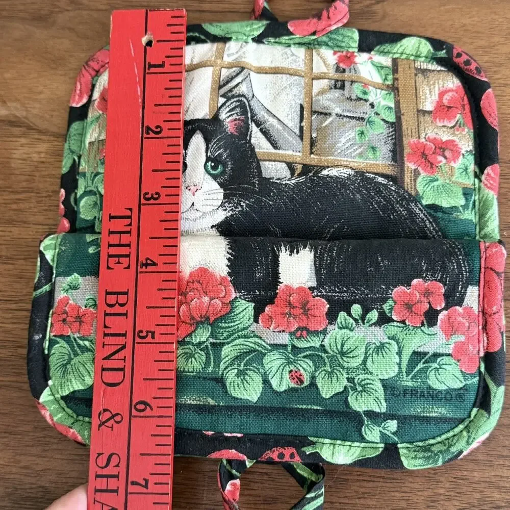 Vintage Franco Cat pot holder oven mitt black white tuxedo red flowers garden